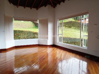 Casa en venta en Envigado, Envigado · foto 11 de 19