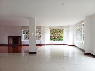 Casa en venta en Envigado, Envigado · foto 2 de 19