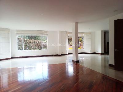 Casa en venta en Envigado, Envigado · foto 5 de 19