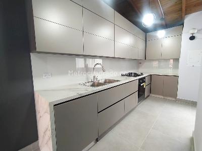 Apartamento de 4 alcobas en venta en Los Naranjos, Medellín, 210 m² · foto 6 de 20