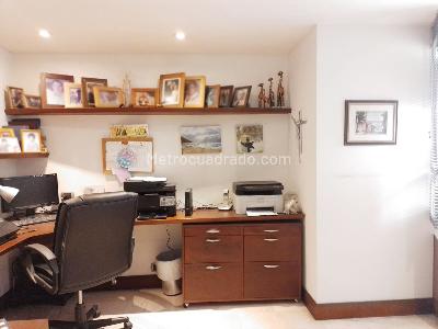 Apartamento de 3 alcobas en venta en El Poblado, Medellín, 250 m² · foto 10 de 20