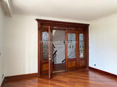 Casa en arriendo en El Poblado, Medellín · foto 7 de 19