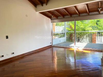Casa de 4 alcobas en venta en El Poblado, Medellín, 370 m² · foto 12 de 19