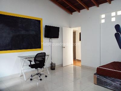 Casa de 5 alcobas en venta en Envigado, Envigado, 450 m² · foto 10 de 19