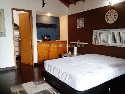 Casa de 5 alcobas en venta en Envigado, Envigado, 450 m² · foto 14 de 19