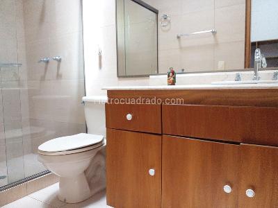 Casa de 5 alcobas en venta en Envigado, Envigado, 450 m² · foto 17 de 19