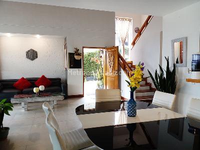 Casa de 5 alcobas en venta en Envigado, Envigado, 450 m² · foto 6 de 19