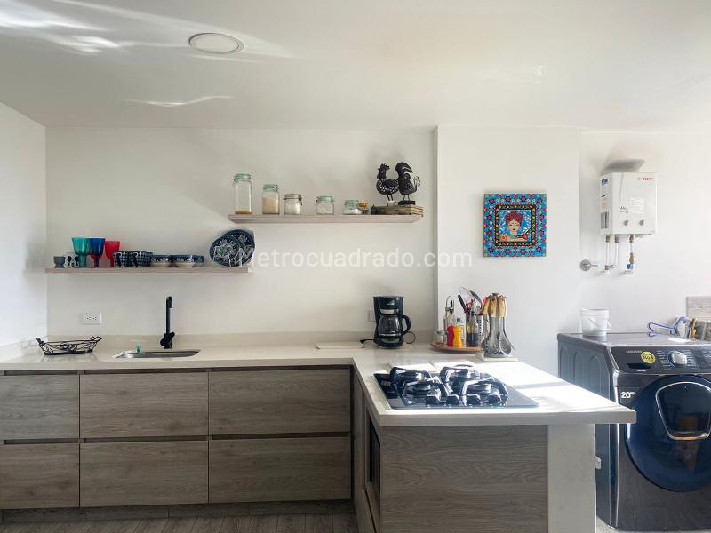 Amplio Apartamento de 2 Alcobas con Amenidades en El Poblado - 8