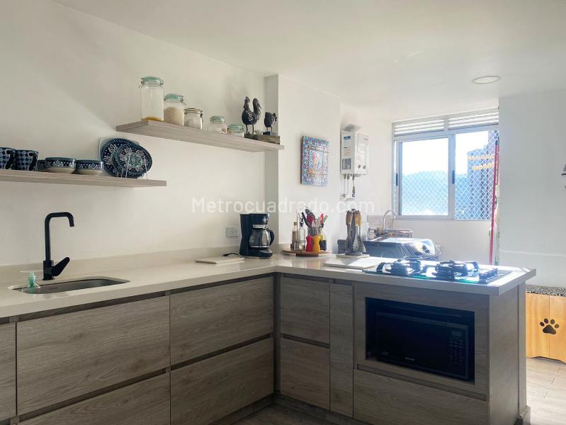 Amplio Apartamento de 2 Alcobas con Amenidades en El Poblado - 9