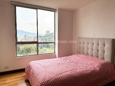 Apartamento de 3 alcobas en arriendo en El Poblado, Medellín, 150 m² · foto 10 de 13