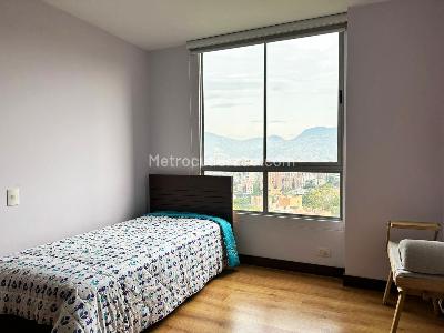 Apartamento de 3 alcobas en arriendo en El Poblado, Medellín, 150 m² · foto 11 de 13