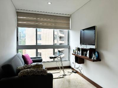 Apartamento de 3 alcobas en arriendo en El Poblado, Medellín, 150 m² · foto 7 de 13