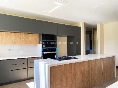Casa de 3 alcobas en venta en Rionegro, Rionegro, 400 m² · foto 4 de 17