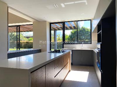 Casa de 3 alcobas en venta en Rionegro, Rionegro, 400 m² · foto 6 de 17