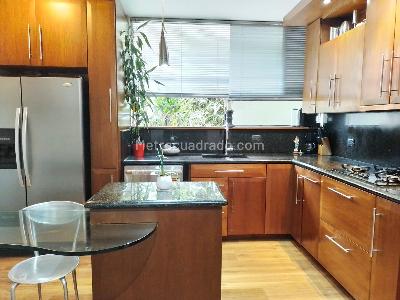 Casa en arriendo en El Poblado, Medellín · foto 5 de 19
