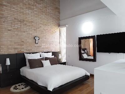 Casa en arriendo en El Poblado, Medellín · foto 7 de 19