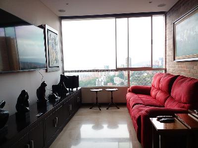 Apartamento de 2 alcobas en venta en El Poblado, Medellín, 217 m² · foto 8 de 20
