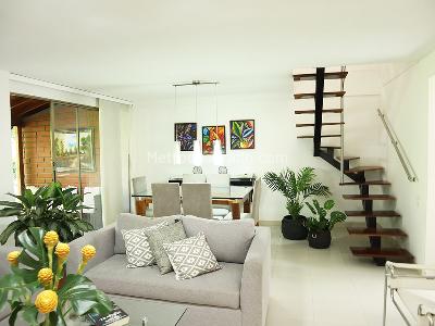 Casa de 4 alcobas en venta en El Poblado, Medellín, 200 m² · foto 2 de 19