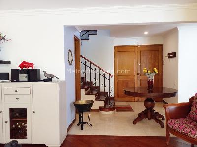 Casa de 3 alcobas en venta en Envigado, Envigado, 240 m² · foto 2 de 20