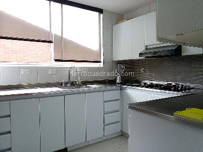 Casa de 3 alcobas en venta en Envigado, Envigado, 240 m² · foto 8 de 20