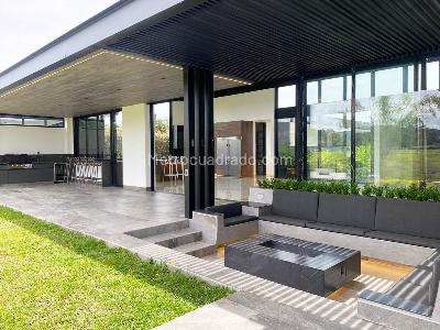 Casa de 4 alcobas en venta en Llanogrande, Rionegro, 515 m² · foto 18 de 20