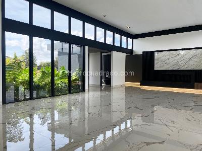 Casa de 4 alcobas en venta en Llanogrande, Rionegro, 515 m² · foto 2 de 20