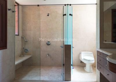 Apartamento de 3 alcobas en venta en El Poblado, Medellín, 351 m² · foto 12 de 14