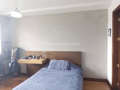 Apartamento de 3 alcobas en venta en El Tesoro, Medellín, 223 m² · foto 16 de 20