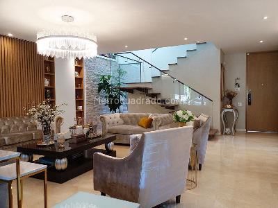 Casa de 3 alcobas en venta en Envigado, Envigado, 316 m² · foto 4 de 20