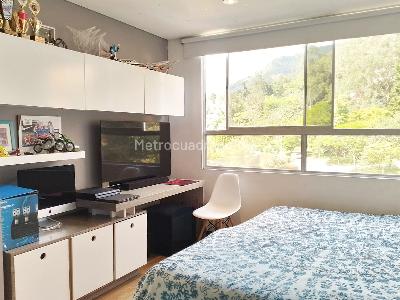 Apartamento de 3 alcobas en venta en El Poblado, Medellín, 223 m² · foto 13 de 18