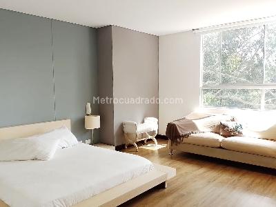 Apartamento de 3 alcobas en venta en El Poblado, Medellín, 223 m² · foto 9 de 18
