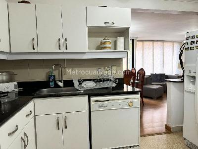 Apartamento en venta en El Poblado, Medellín · foto 7 de 17