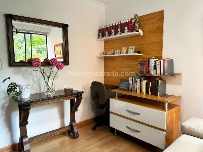 Apartamento en venta en El Poblado, Medellín · foto 8 de 17