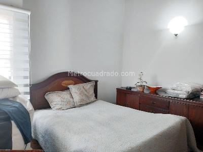Casa de 3 alcobas en venta en El Poblado, Medellín, 248 m² · foto 11 de 20