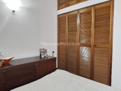 Casa de 3 alcobas en venta en El Poblado, Medellín, 248 m² · foto 12 de 20