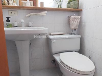 Casa de 3 alcobas en venta en El Poblado, Medellín, 248 m² · foto 15 de 20