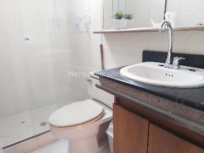 Casa de 3 alcobas en venta en El Poblado, Medellín, 248 m² · foto 17 de 20