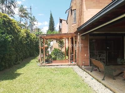 Casa de 3 alcobas en venta en El Poblado, Medellín, 248 m² · foto 19 de 20