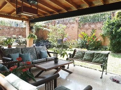 Casa de 3 alcobas en venta en El Poblado, Medellín, 248 m² · foto 20 de 20