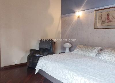 Casa de 3 alcobas en venta en El Poblado, Medellín, 248 m² · foto 8 de 20