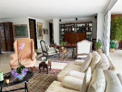 Apartamento de 3 alcobas en venta en Los Balsos, Medellín, 242 m² · foto 2 de 13