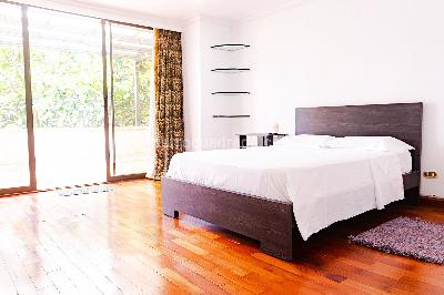 Apartamento de 4 alcobas en venta en El Poblado, Medellín, 512 m² · foto 13 de 20