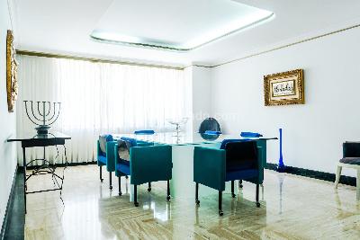 Apartamento de 4 alcobas en venta en El Poblado, Medellín, 512 m² · foto 3 de 20