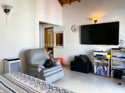 Casa de 4 alcobas en venta en El Poblado, Medellín, 350 m² · foto 11 de 18