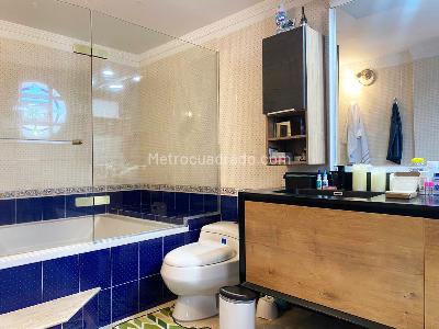 Casa de 4 alcobas en venta en El Poblado, Medellín, 350 m² · foto 16 de 18