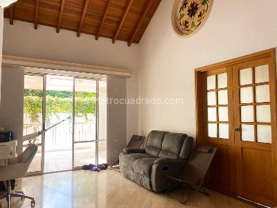 Casa de 4 alcobas en venta en El Poblado, Medellín, 350 m² · foto 7 de 18