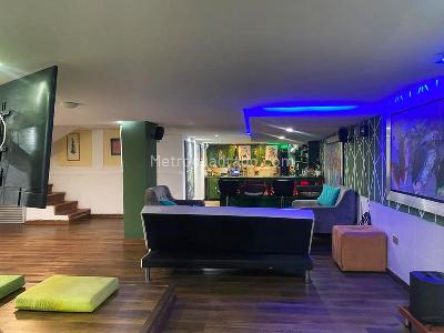 Casa de 4 alcobas en venta en El Poblado, Medellín, 350 m² · foto 9 de 18