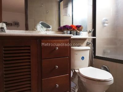 Apartamento de 4 alcobas en venta en El Poblado, Medellín, 290 m² · foto 15 de 18