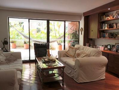 Apartamento de 4 alcobas en venta en El Poblado, Medellín, 290 m² · foto 5 de 18