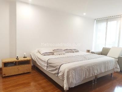 Apartamento de 2 alcobas en venta en El Poblado, Medellín, 118 m² · foto 10 de 17